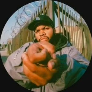 Meet your Posher, Karla